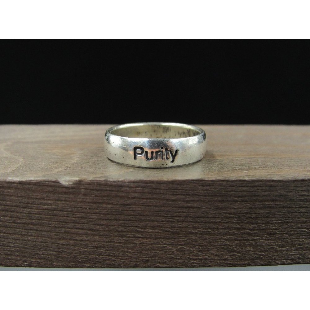 Size 7 Sterling Silver Religious Purity Word Band Ring Vintage Statement